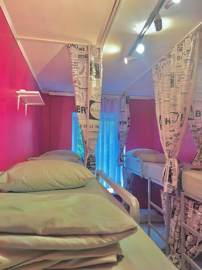 Pechersky Hostel Киев Екстериор снимка